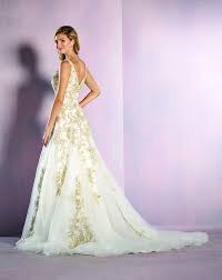 Romantic Gold Details On The Rapunzel Inspired Wedding Dress From The 2016 Disney S Fairy Tale Weddings Disney Wedding Dresses Rapunzel Wedding Rapunzel Dress