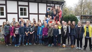 Das rustikale fachwerkhaus bietet übernachtungsmöglichkeiten für gruppen mit bis zu 55 personen. Sv Fahrt Zum Emil Frick Haus Joseph Konig Gymnasium