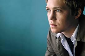 Meet Joe Alwyn, Star of 'Billy Lynn's Long Halftime Walk'