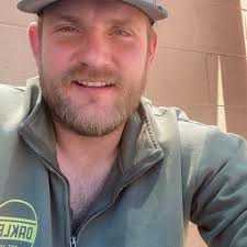 What is the labor cost to install a chain link fence with 2 gates?