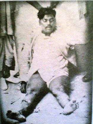 Sanjeev - The body of Chandrashekhar Azad after he was killed in Allahabad 1931. The final gunfight took place just a couple of hundred meters from where the Sanyal family was living