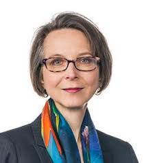 Susan Gray's Instagram, Twitter & Facebook