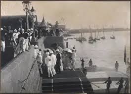 British Colonials Arrive at Bombay ...