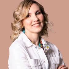 Verified International Academic Qualifications was issued by World  Education Services to Veronica CARDOZO RAMONES.