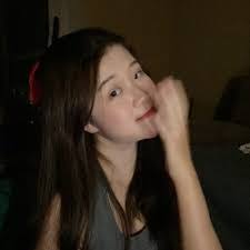 Amy Phung's Instagram, Twitter & Facebook