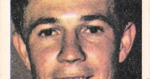 Football Cartophilic Info Exchange: Turner & Wright