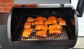 Fumoir Recette De Saumon Fume Decadent Recipe Smoked Food Recipes Food Barbecue