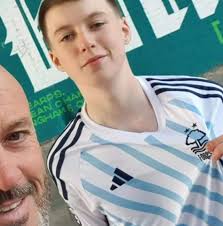 Chaotic scenes in Glenbarrow. Car park packed. Cars unable to get in and  out of car park, blocking gateways of local residents. Emergency services  would not be able to access.This has been