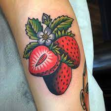 Aww, these matching tattoos are too cute for words! Wild Strawberry Strawberry Flower Tattoo Novocom Top