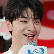 Lin Yi is my s.alvation ❤️‍🩹❤️‍🩹 #iamlinyi #linyi #linyilovers  #linyilover_th #林一 #林一同学