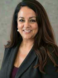 Linda Hacker's Instagram, Twitter & Facebook