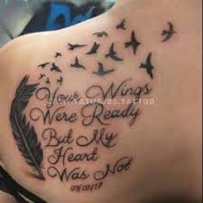Quiero decir, ya sabemos que no hay nada más fuerte que el vínculo que una madre comparte con. 50 Ideas De Tatuajes De Abuelos Foto Y Significado Tattoos Para Mujer Hombre