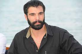 Mehmet akif alakurt 23 temmuz 1979 yılında memleketi ordu'da dünyaya geldi. Tepkiler Buyuyor Turk Kadinina Hakaret Eden Mehmet Akif Alakurt Bu Kez De Ece Erken Ve Bircan Bali Icin Agir Sozler Soyledi Onedio Com