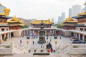 Dinding tempat wisata di shanghai ini di cat berwarna putih dan naga terdapat di atasnya dengan corak abu abu. 25 Tempat Wisata Terkenal Di Shanghai 2021 Wisata Muda