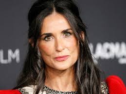 Barb's Book Reviews: Review of "Inside Out: A Memoir" by Demi Moore