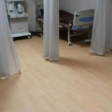 Tersedia dengan ukuran 2m x 20m dengan ketebalan 2mm, pelapis lantai vinyl roll ini sudah sangat umum digunakan mulai dari rumah sakit. Jual Lantai Vinyl Roll Untuk Rumah Sakit 2mm Jakarta Timur Al Vinyl Tokopedia
