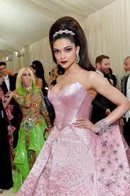 Deepika Padukone 2019 Met Gala Celebmafia Met gala 2019 | deepika padukone copies singer dua lipa's hair style. deepika padukone 2019 met gala