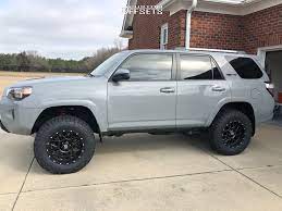 Find bolt patterns for each toyota 4runner year and option. 2017 Toyota 4runner Wheel Offset Aggressive 1 Outside Fender Leveling Kit 621866 Custom Offsets