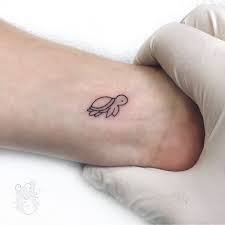 As mentioned before, the turtle stands for unity and family in the polynesian culture. 60 Best Turtle Tattoos That Are Full Of Charm And Style In 2021
