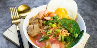 They are a popular snack in maritime southeast asia, and is most closely associated with the culinary traditions of indonesia, in particular javanese cuisine.it is an ubiquitous staple in its country of origin, and later spread to other countries via. Resep Seblak Mi Instan Pakai Mi Ayam Bawang