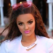 She rose to fame after releasing a po t'pëlqen in 2014, gathering over 100,000 views on youtube within 24 hours. Tourdaten Konzertkarten Live Ubertragungen Von Enca