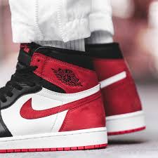 Jordan 1 Mid White Black Gym Red Release Date Insidesneakers Air Jordan 1 Track Red Black 555088 112 Air Jordans Sneakers Sneakers Men Fashion