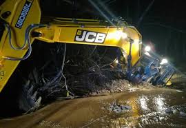 Pics Landy And Digger Fight Sinking Sands And Lose Wheels