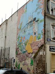 Tout ce qu'il faut savoir sur ce phénomène de la méga super lune, qui devrait être particulièrement époustouflant ce lundi 14 novembre 2016. 31 Bruxelles Ideas Saint Gilles Street Wall Art Wall Street Art