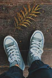 نزول قطع دم مع الدورة الشهرية هل هو امر خطير chucks converse chuck taylor sneakers converse sneaker