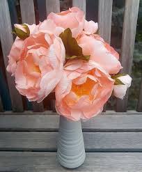 A Peach Dream Bridal Bouquet Made With Scarborough Fair Roses Br Ballisticdesign Yyjfloraldesign Yyjart Madewit Bridal Bouquet Peach Roses Paper Flowers
