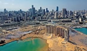 In beirut, the blast caused the ground to shake in a radius of 200 kilometers, at a magnitude of 3.5 on the richter scale, according to the german geoscience center (gfz). Beirut Explosion Aftermath Photos Reveal Colossal 500 Foot Wide Crater