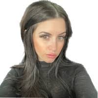 Nicole Ostrander's Instagram, Twitter & Facebook