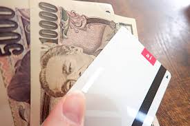 未成年でもお金を借りる方法 19歳以下が親の同意なしで