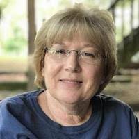 Etta Stokes's Instagram, Twitter & Facebook