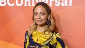 However, moreno, who worked with miranda on her documentary rita moreno: Nicole Richie To Guest Star On Grace And Frankie Exclusive Entertainment Tonight