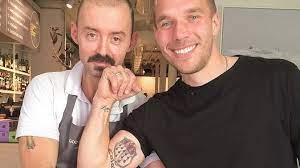 Mesut ozil germany football player #germany il#football any#foot. Lukas Podolski Mesut Ozil Und Jerome Boateng Das Bedeuten Ihre Tattoos