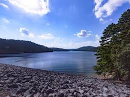 Recently shared catches and fishing spots. Lake Ouachita Fishing Report Fishingbooker