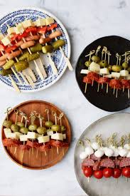 Retirement party snacks / 70 really simple and meaningful retirement party favors : Pickle Dip Pinwheels Buffet Food Party Food Appetizers Christmas Food