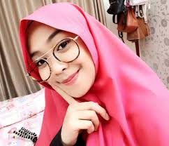 Nah, tapi tahu nggak, dari sekian youtuber indonesia di atas, siapa sih yang jadi youtuber nomor satu di indonesia? Ria Ricis Fans Grup Posts Facebook