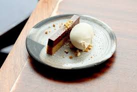 Fondant Chocolat Et Praline Recette En 2020 Dessert Faire Fondre Du Chocolat Chocolat