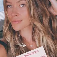 The Romantic Diamond Butterfly Pendant in Size 1