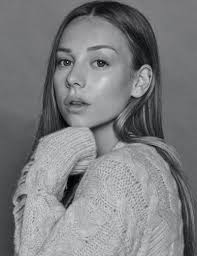 Ester expósito was born on january 26, 2000 in madrid, spain. Ester Exposito Elle Spain Rafa Gallar Fashion Shoot