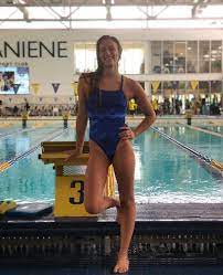 Jun 18, 2021 · federica pellegrini nuota sul muro di casa, che poi è il muro dell'aquaniene, il complesso natatorio nato tra l'acqua acetosa e la moschea, legacy di roma 2009, mondiali di nuoto. Simona Quadarella Circolo Canottieri Aniene