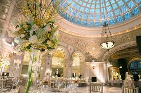 Classic City Wedding At Chicago Cultural Center Strictly Weddings Chicago Wedding Venues Chicago Cultural Center Wedding Chicago Cultural Center