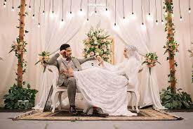 Harga pelaminankaret modern minimalis kaca. Kumpulan Dekorasi Pelaminan Sederhana Dan Modern Yang Kekinian