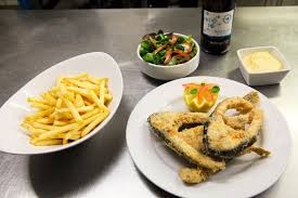 As you travel our country roads, restaurant owners will be happy to share the delights of their profession and their region with you. Carpailles Site De Carpe Frite Fr