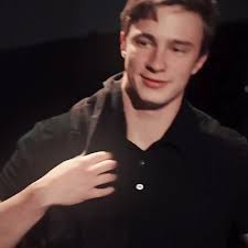 Drew Starkey Have to Make He Short