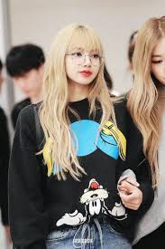 Februar 2018 steht lisas erste . Lea On Twitter Blackpink Fashion Black Pink Kpop Blackpink Lisa