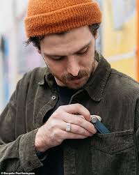 The combination of high production value, a worldly perspective, expertise from the best of the best, and an intimate lens focused on the locale from which designers emerge makes knit stars unique in the online knitting community. Never Lose Your Keys Again The Handy Gadget Taking The World By Storm Readsector