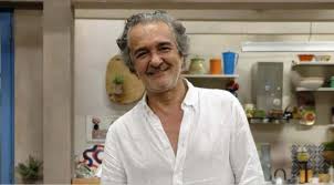 Ator rogério samora sofre paragem cardiorrespiratória. 7lyzmnjvydps8m